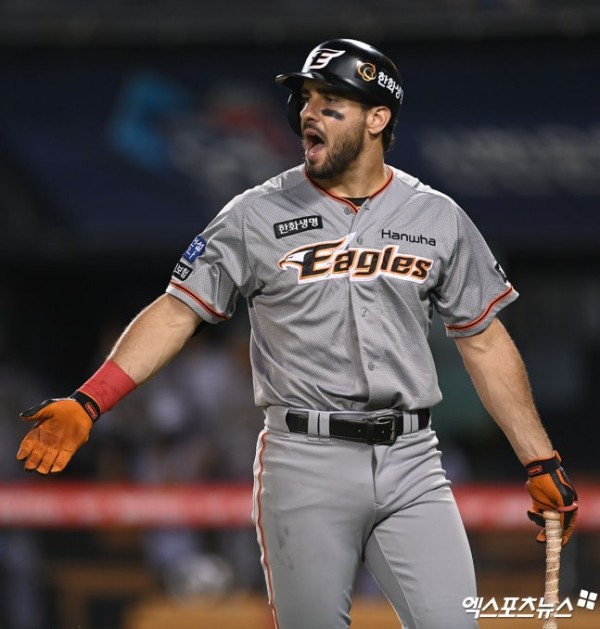 "이런 선수 찾기 쉽지 않아" 한화가 버린 중견수 외인, '36세'에도 이 정도 평가라니…한국 돌아올 일은 없겠네
