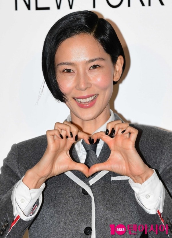 [공식] '마이큐♥' 김나영, 재혼 한 달만에 기쁜 소식 전했다…"입양인 만나 교감" 새 K-가족 낙점 ('퍼즐트립')