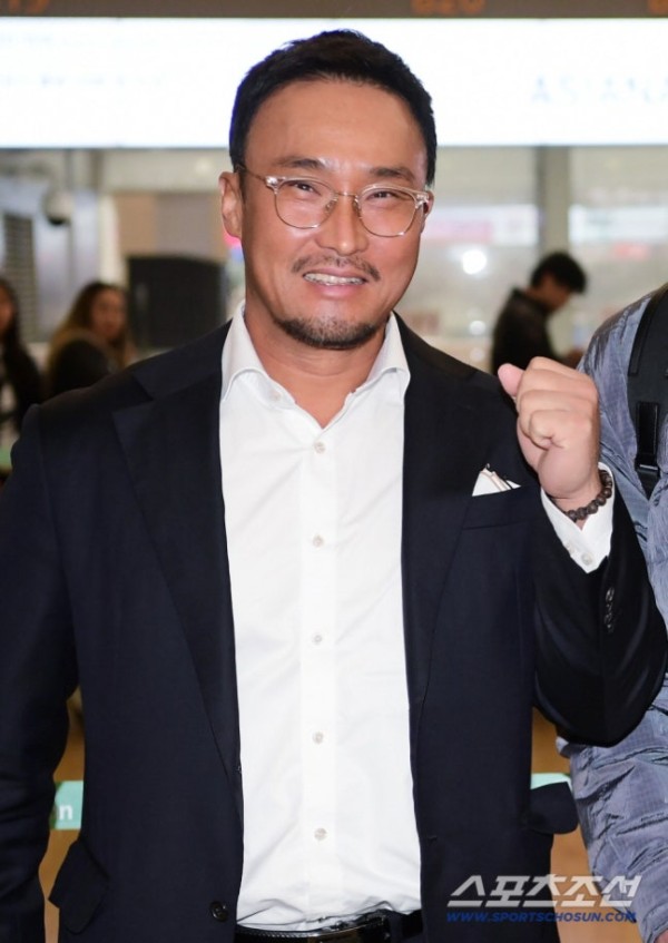 [단독] '홈런 공장장' 정경배 코치, 김태형 감독 손잡았다…'홈런 꼴찌' 롯데 타선 부활 이끈다