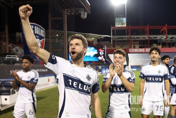 '멀티골+PK 실축' 손흥민 넘고 결승 간 뮐러 또 도발, "LAFC전 전반처럼 하자! 우린 준비돼 있어"