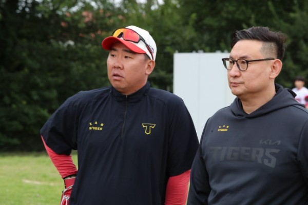 '주전급 풀렸다' KIA, 박찬호 보상선수 명단 받았다…"우리 필요한 선수 가려내겠다"