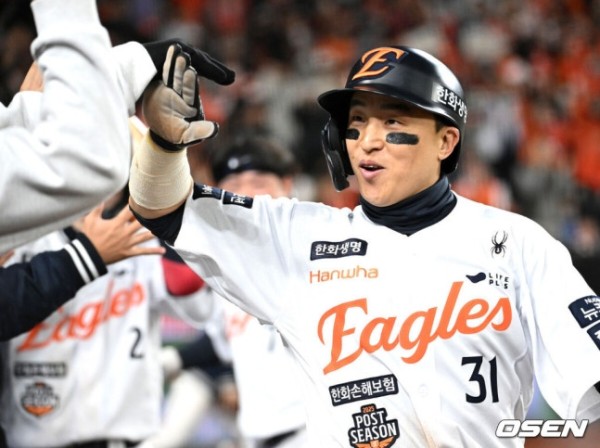 37세 김현수 50억, 42세 최형우 인기폭발...37세 손아섭, 한화에 자리있을까 '강백호-페라자' 영입 직격탄